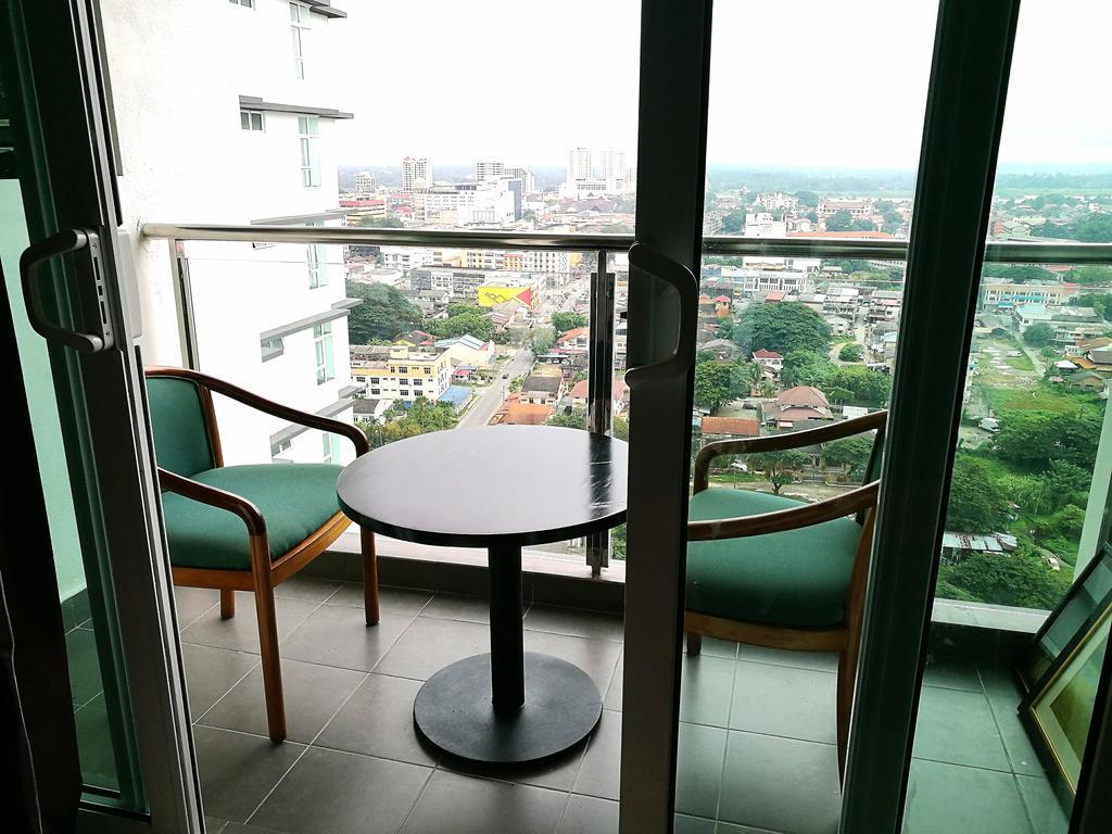 Nf Suites D'Perdana Condo コタバル エクステリア 写真