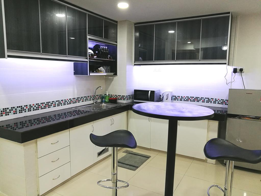 Nf Suites D'Perdana Condo コタバル エクステリア 写真