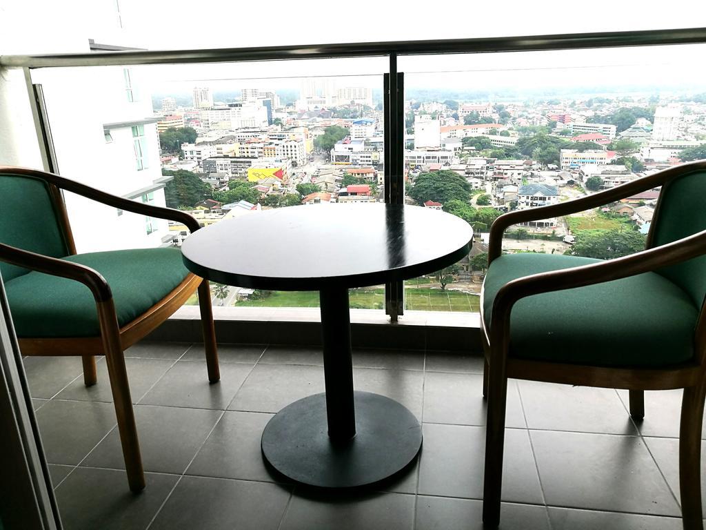 Nf Suites D'Perdana Condo コタバル エクステリア 写真